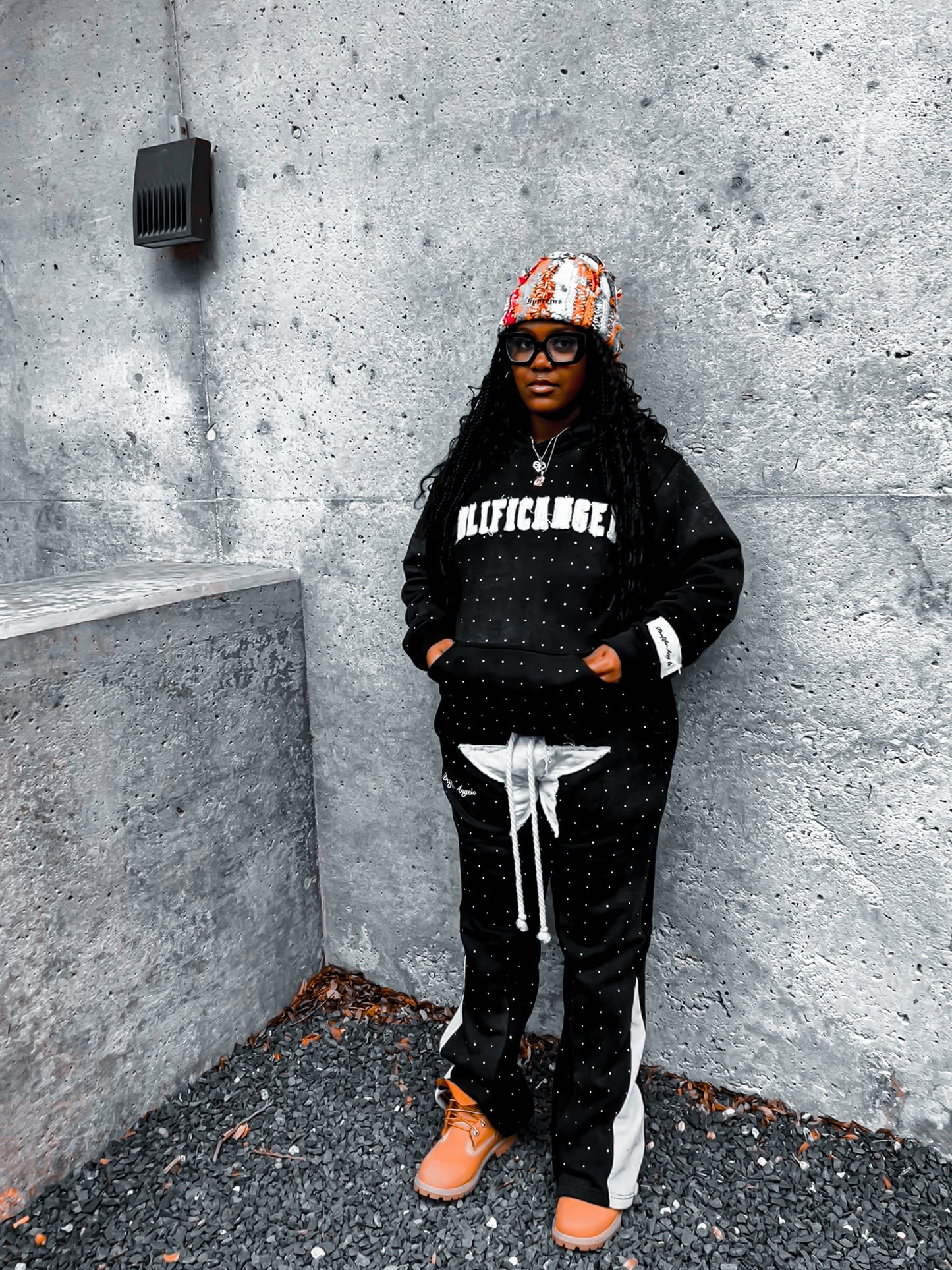 "PROLIFIC ANGELS" RHINESTONE SWEATPANTS
